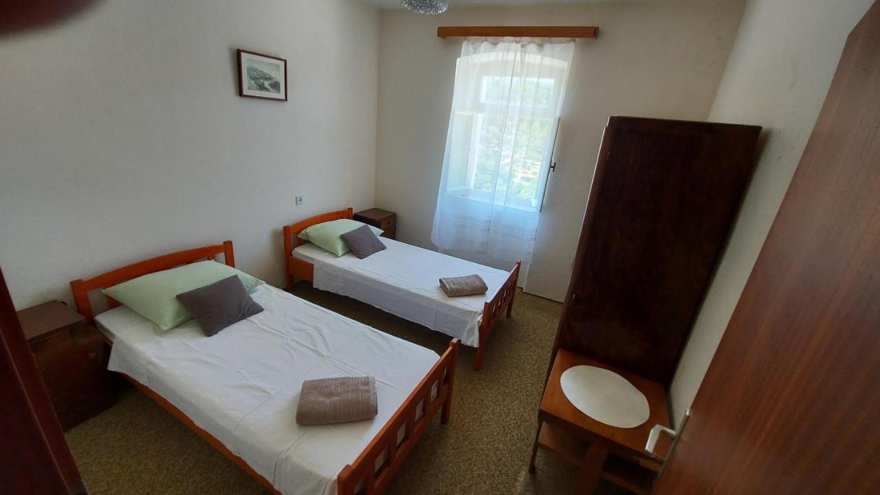 Holiday Home Zvecanje Экстерьер фото