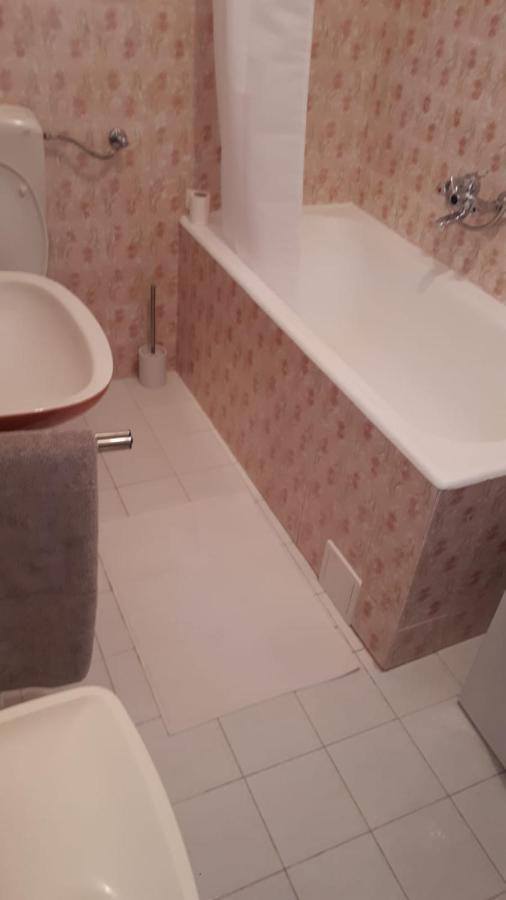 Holiday Home Zvecanje Экстерьер фото